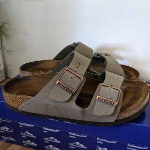Birkenstock great condition with box